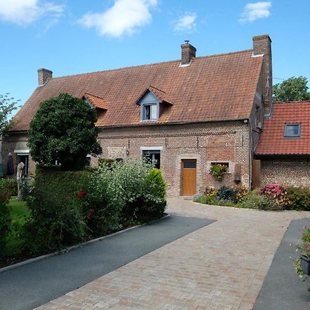 Bed and Breakfast Les Charmilles Hazebrouck Esterno foto